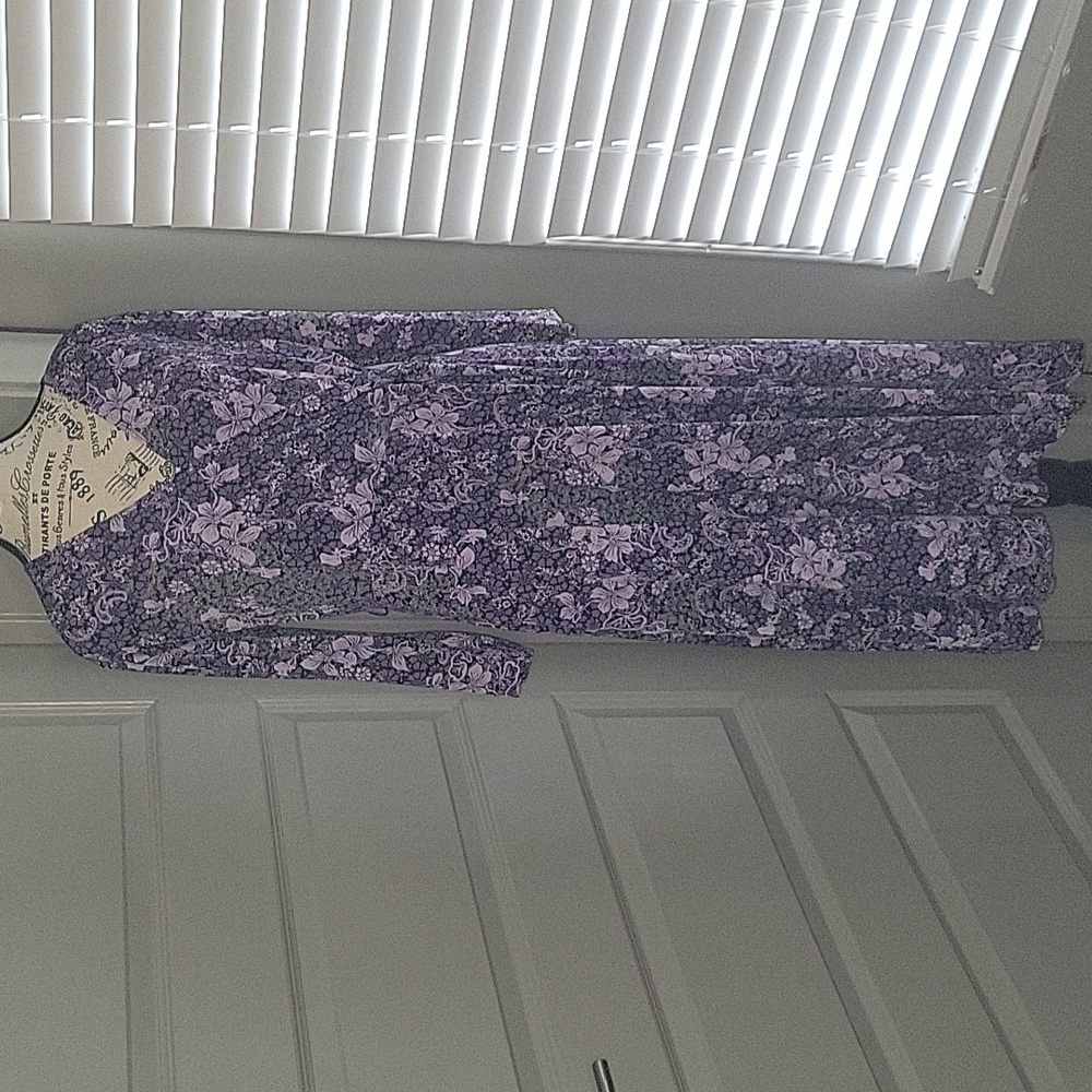 Purple Floral Dress - Picture 2 of 8